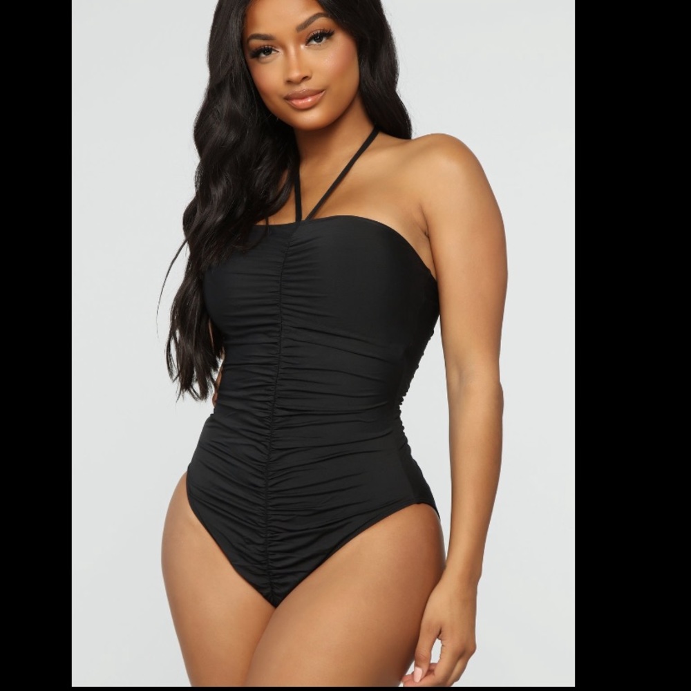 Fashion nova one piece swimsuit